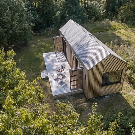 Дом отдыха Modern Tiny House Near Kummerow
